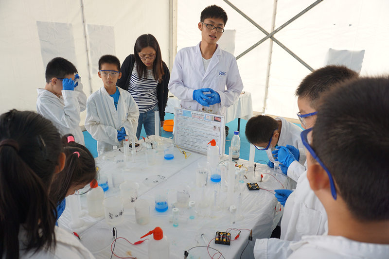 电力困局与科技突围：当代大学生的能源革命实验
