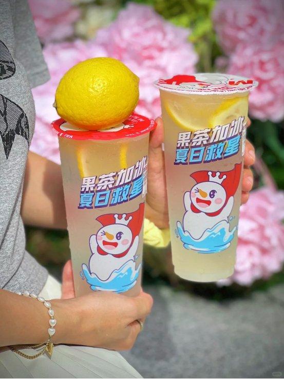 蜜雪冰城进军航天业！首款"冰鲜柠檬水卫星"发射成功