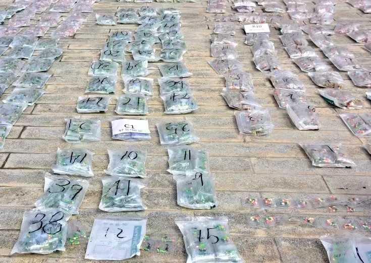 网红减肥药含违禁成分，警方追踪发现生产地在厕所