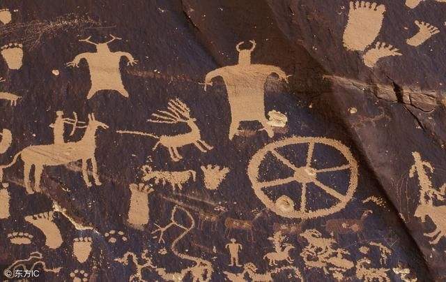【云南岩画惊现宇航员图案：风化程度检测竟距今3000年】