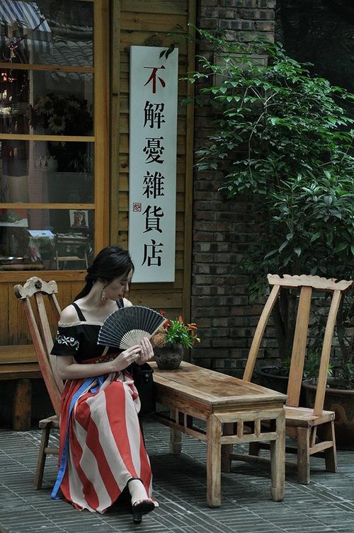 成都泡桐树街：文艺小店的慢时光